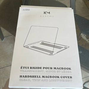 Hardshell macbook cover model